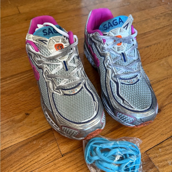 Sad Boy SAGA Fuego Trainer “Miami Night” - Picture 4 of 6